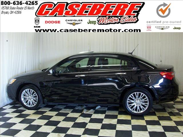 2011 Chrysler 200 SLT 25