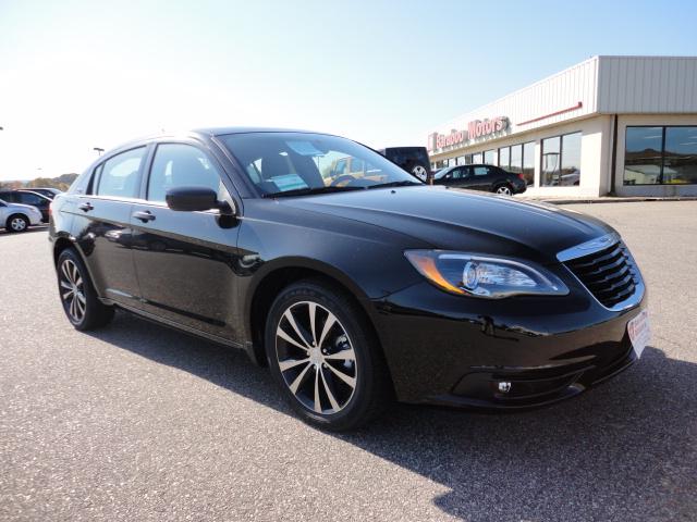 2012 Chrysler 200 XR