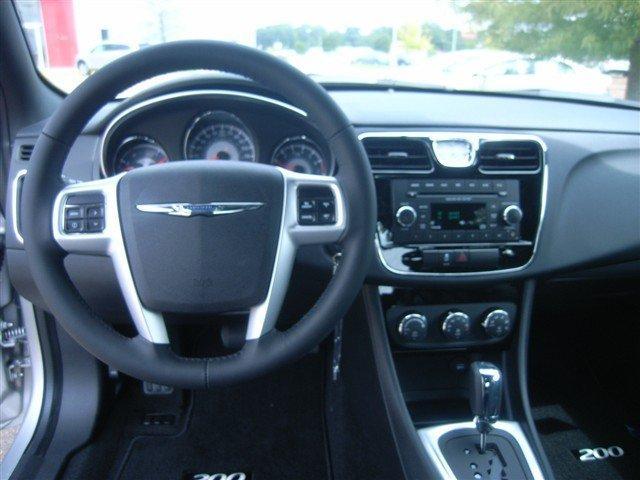 2012 Chrysler 200 3.5