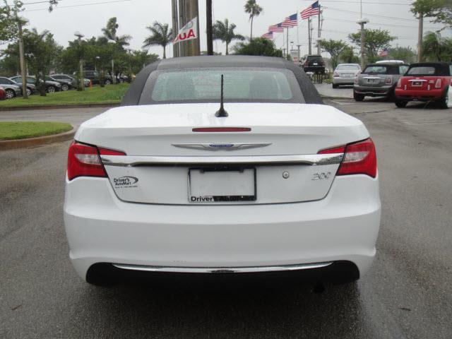 2012 Chrysler 200 3.5