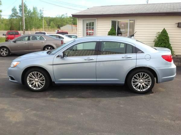 2012 Chrysler 200 Elk Conversion Van