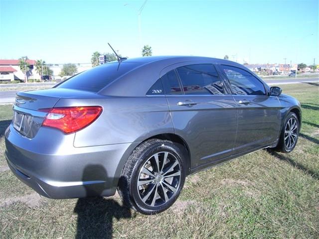 2013 Chrysler 200 3.5