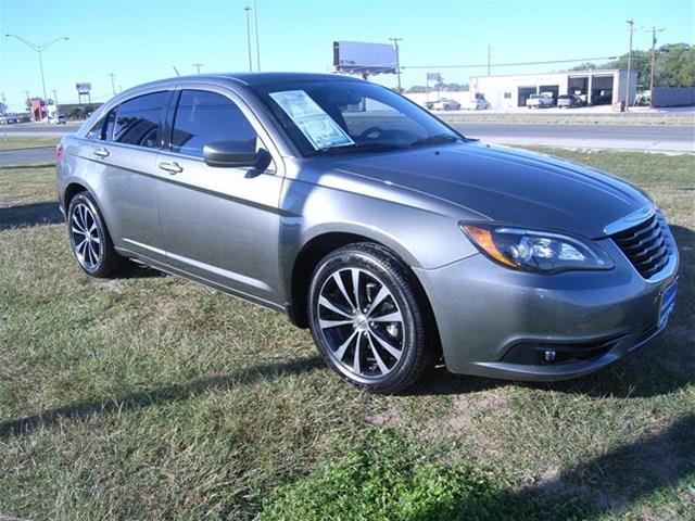 2013 Chrysler 200 3.5