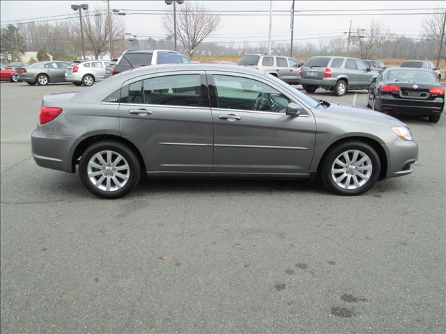 2013 Chrysler 200 3.5