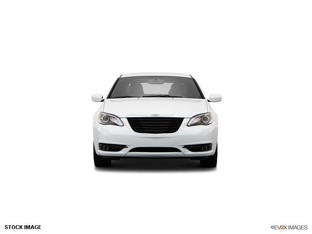 2013 Chrysler 200 Unknown