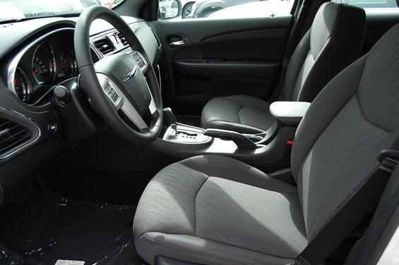 2013 Chrysler 200 3.5