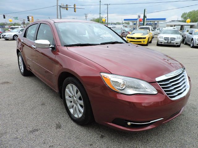 2013 Chrysler 200 Flat-bed 2WD