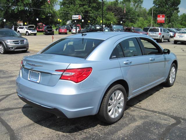 2013 Chrysler 200 3.5