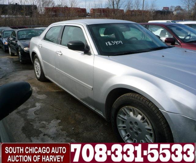 2005 Chrysler 300 Unknown