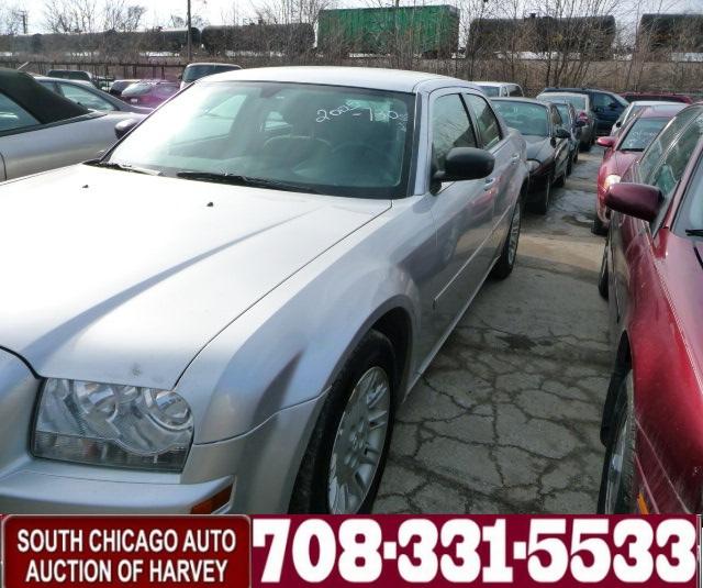 2005 Chrysler 300 Unknown