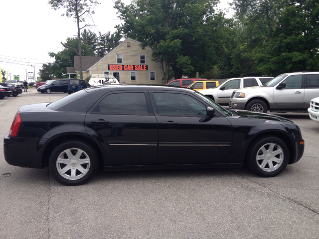 2005 Chrysler 300 3.5