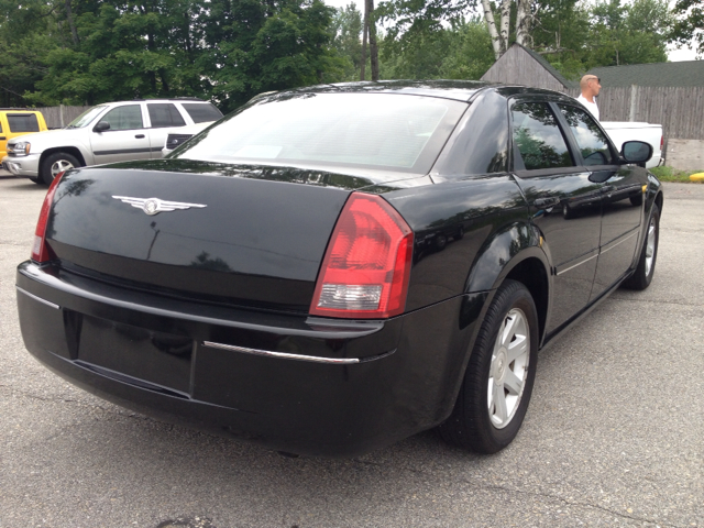 2005 Chrysler 300 3.5