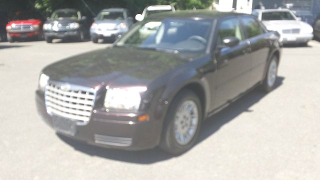 2005 Chrysler 300 Base