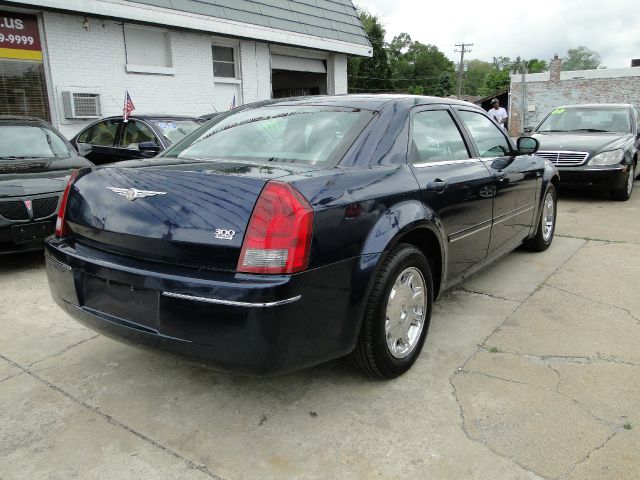 2005 Chrysler 300 3.5