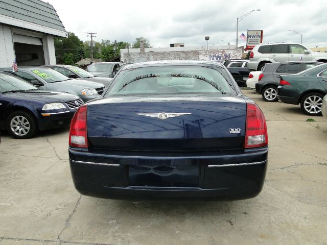 2005 Chrysler 300 3.5