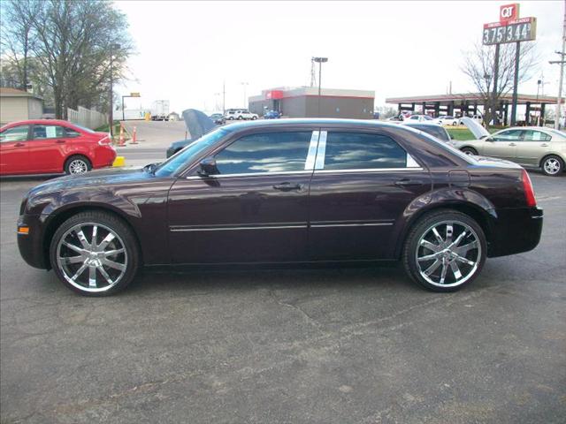 2005 Chrysler 300 ES V6 Special Edition