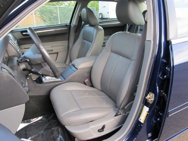 2005 Chrysler 300 3.5