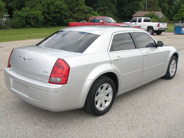 2005 Chrysler 300 3.5