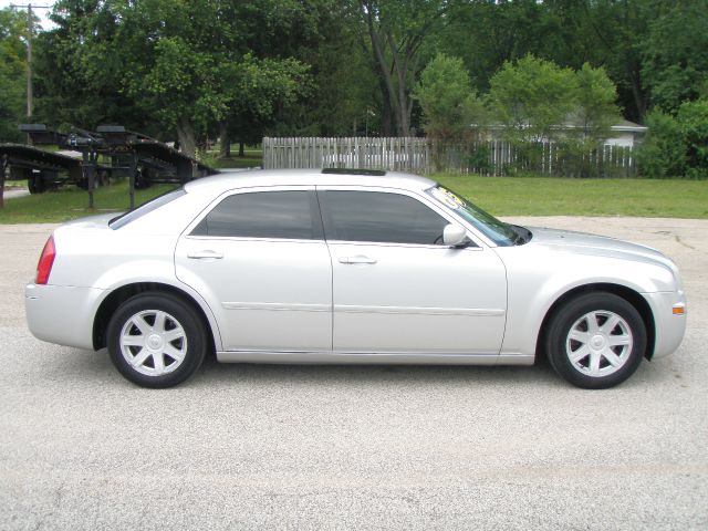 2005 Chrysler 300 3.5