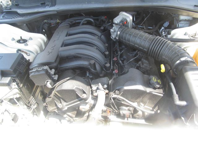 2005 Chrysler 300 Base