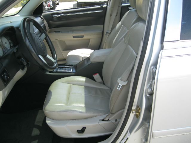 2005 Chrysler 300 3.5