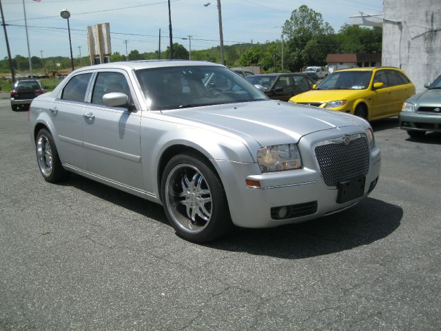 2005 Chrysler 300 3.5