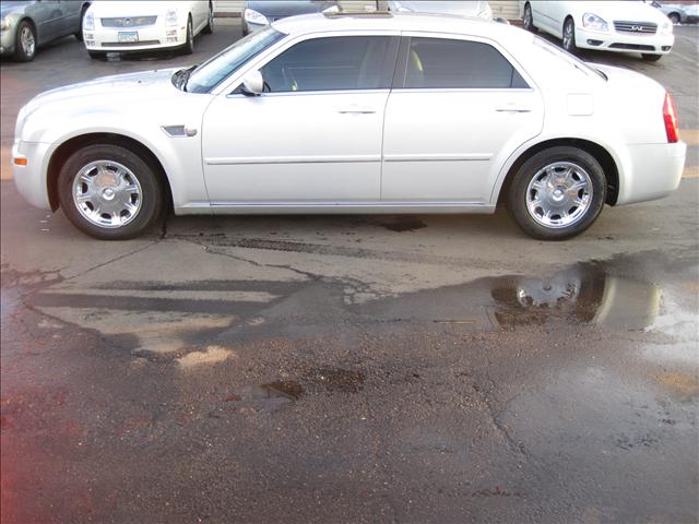 2005 Chrysler 300 3.5