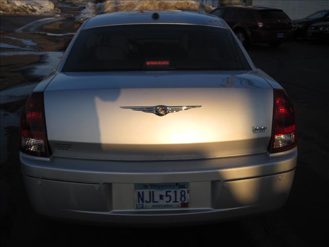 2005 Chrysler 300 3.5