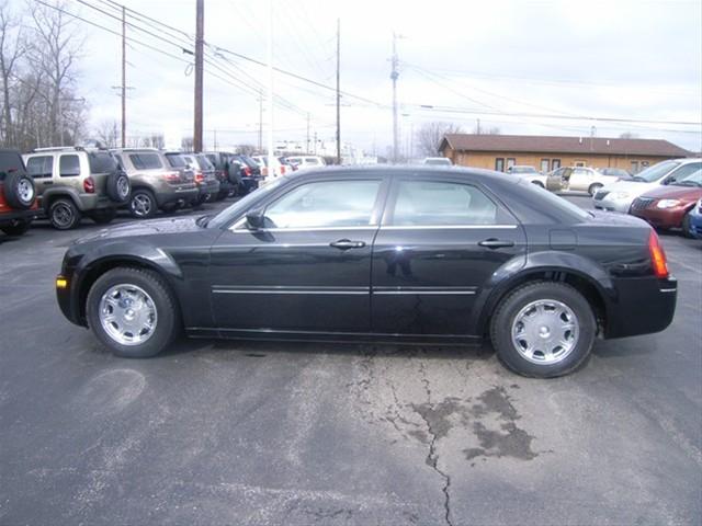 2005 Chrysler 300 3.5