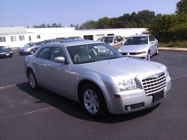 2005 Chrysler 300 ES V6 Special Edition