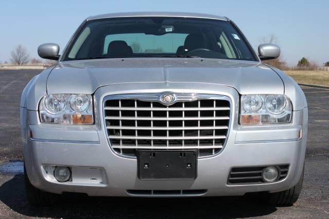 2005 Chrysler 300 3.5