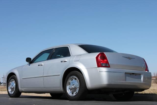 2005 Chrysler 300 3.5