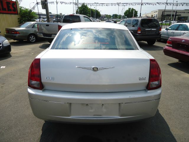 2005 Chrysler 300 3.5