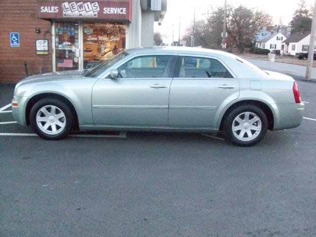 2005 Chrysler 300 3.5