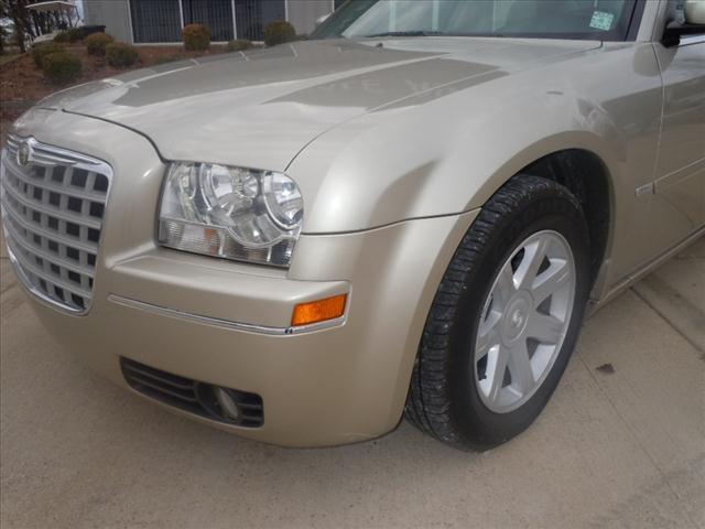 2005 Chrysler 300 3.5