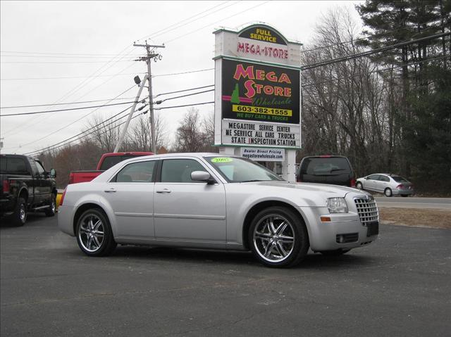 2005 Chrysler 300 ES V6 Special Edition