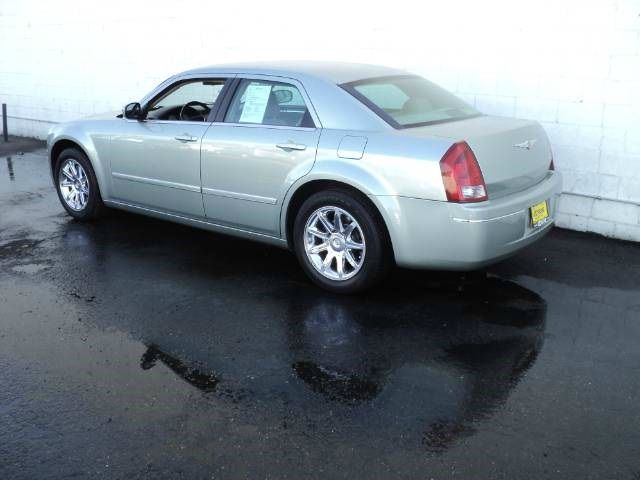 2005 Chrysler 300 3.5