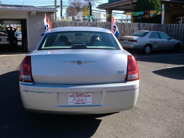 2005 Chrysler 300 3.5