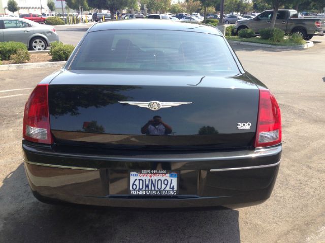 2005 Chrysler 300 3.5