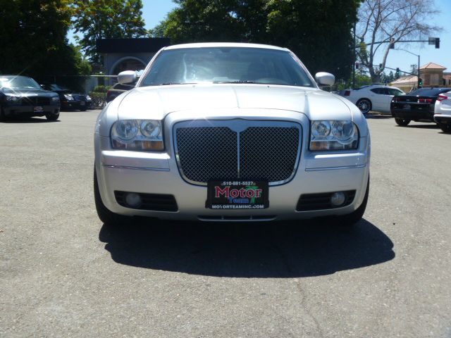 2005 Chrysler 300 3.5