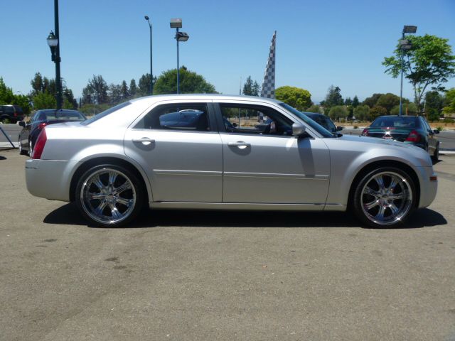 2005 Chrysler 300 3.5