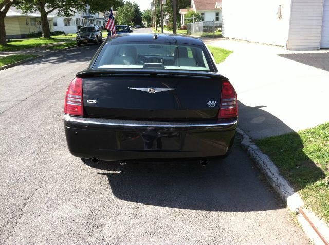 2005 Chrysler 300 C1500 Scottsdale