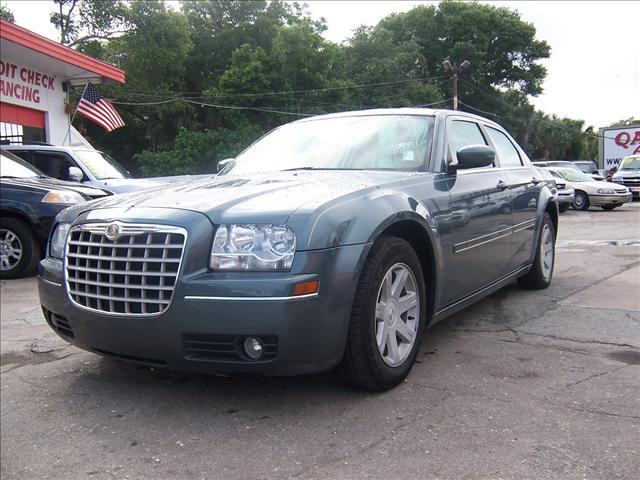 2005 Chrysler 300 3.5