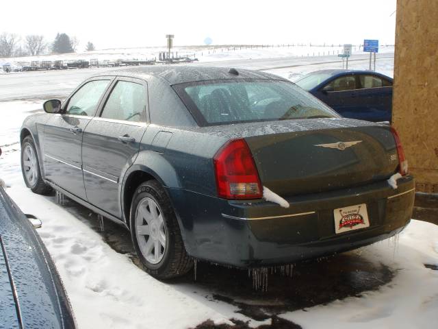 2005 Chrysler 300 3.5