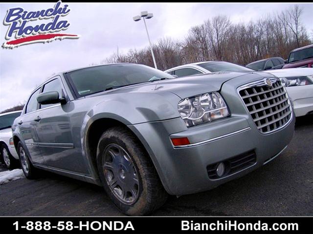 2005 Chrysler 300 3.5