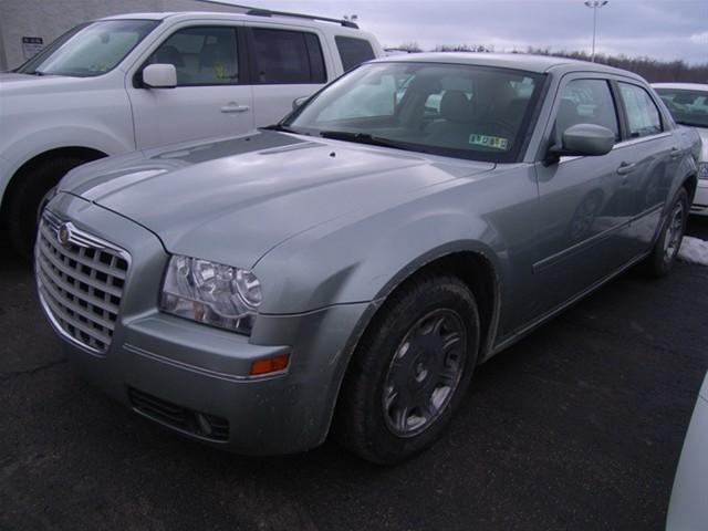 2005 Chrysler 300 3.5