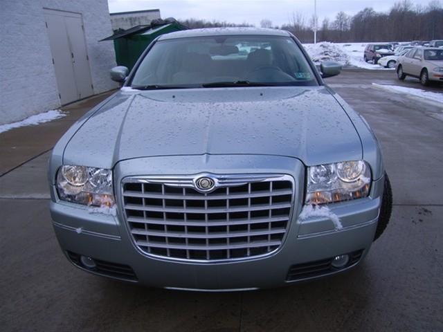 2005 Chrysler 300 3.5