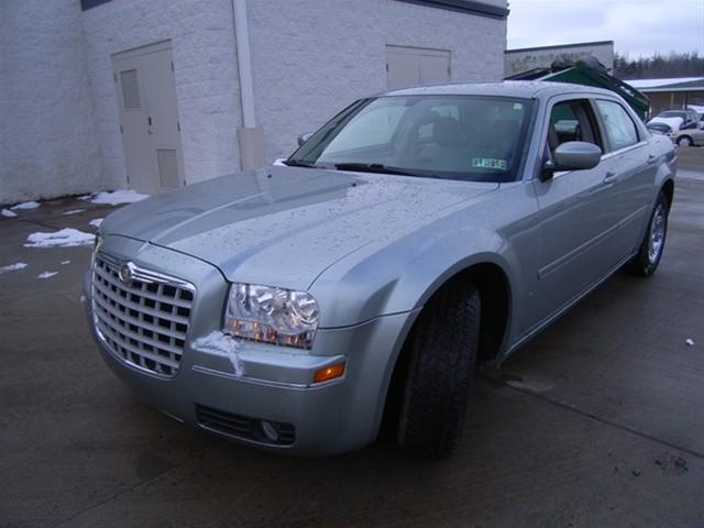 2005 Chrysler 300 3.5