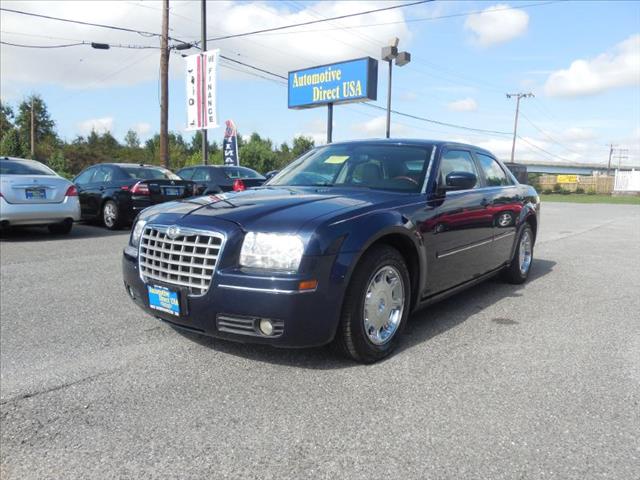 2005 Chrysler 300 SLT 25