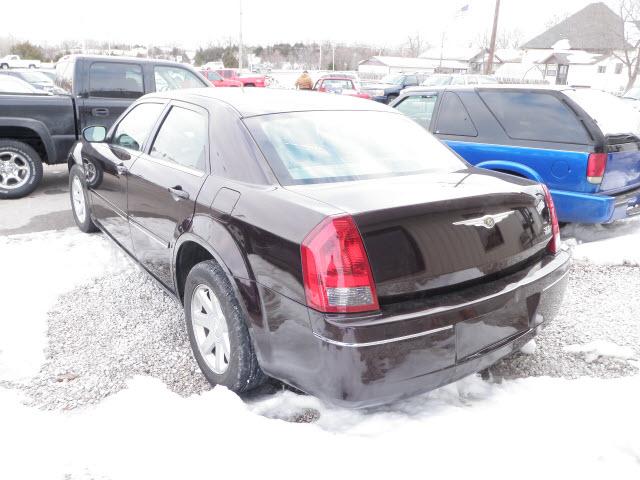 2005 Chrysler 300 3.5